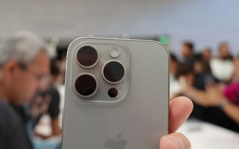 So sánh camera của Honor Magic 7 Pro vs iPhone 16 Pro Max
